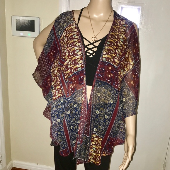 Gold / Burgundy Cut Out Kimono - Picture 3 of 14